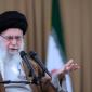 ادعای خامنه‌ای در دیدار با گروهی از کارگران: جیب‌ها «پُر» و کشور «ثروتمند» می‌شود