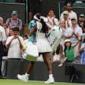 Coco Gauff out in Wimbledon first round with a 7-6 (3), 6-1 loss to Dayana Yastremska