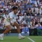 Wimbledon: Carlos Alcaraz extends winning streak to reach 4th round