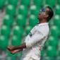 Pakistan ends South Africa's 10-match winning streak with 93-run victory in first test