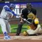 Max Muncy sets Dodgers record by hitting his 14th career postseason homer