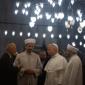 Did Pope Leo Pray in Istanbul’s Blue Mosque? Not Visibly, at Least.