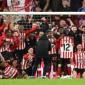 Sunderland recreate Newcastle team photo after 'special' derby win