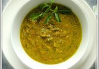 Eshkeneh, Persian Onion Soup With Fenugreek
